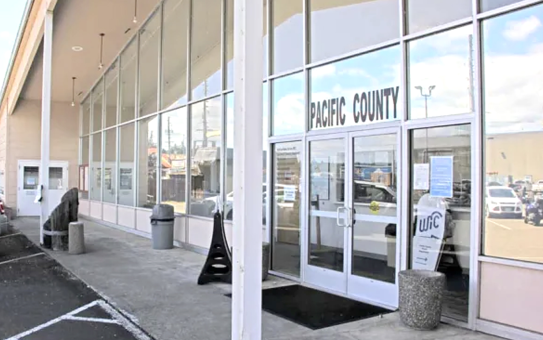 County OKs computer purchases, new staff