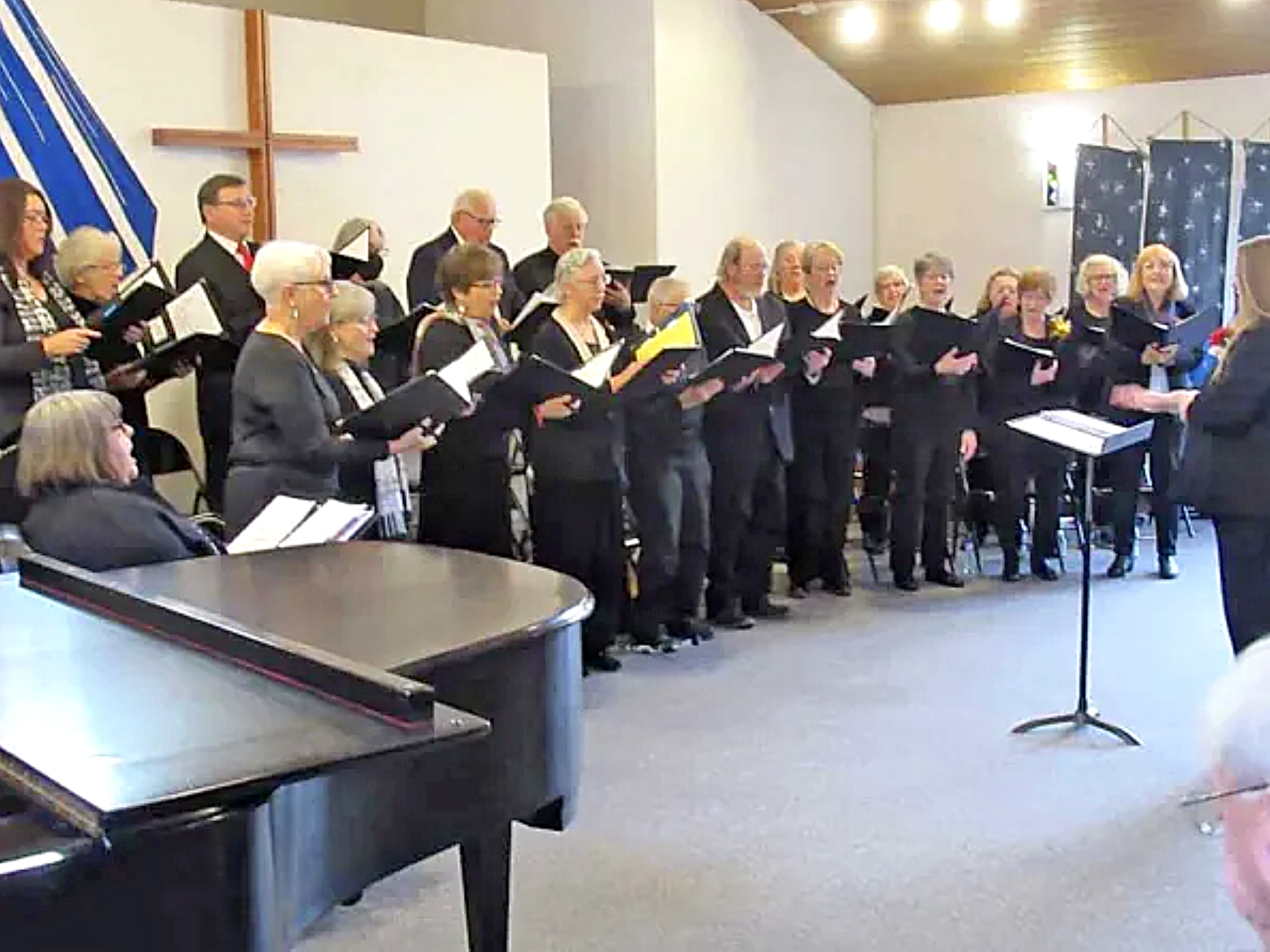 Bayside Singers celebrate the season with winter holiday concerts